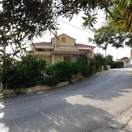 Apartament Epi *
