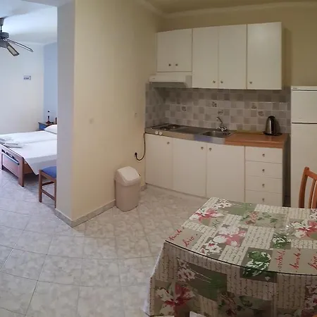 Epi لورداهاتا